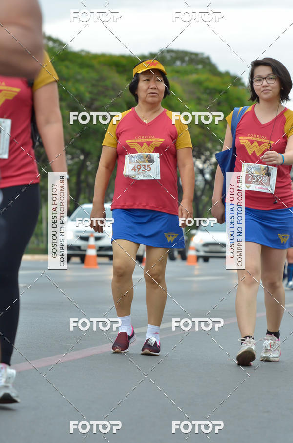 Buy your photos of the eventCorrida Mulher-Maravilha - Bras�lia on Fotop