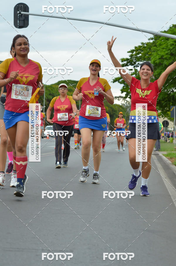 Buy your photos of the eventCorrida Mulher-Maravilha - Bras�lia on Fotop