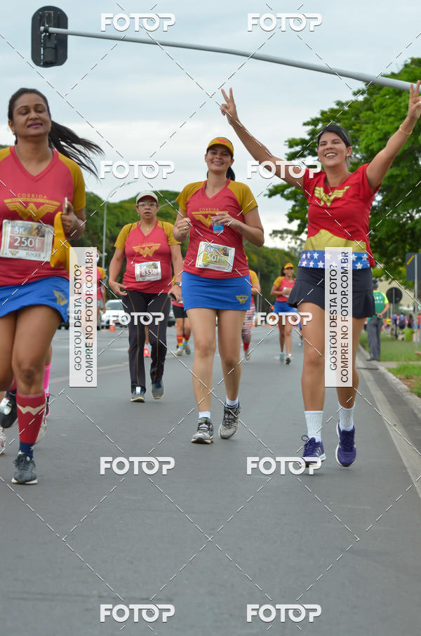 Buy your photos of the eventCorrida Mulher-Maravilha - Bras�lia on Fotop