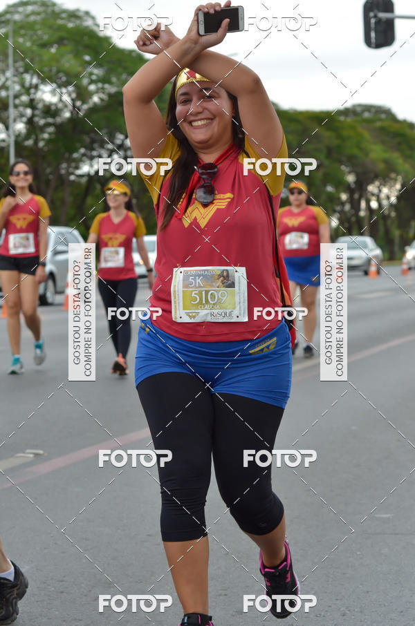 Buy your photos of the eventCorrida Mulher-Maravilha - Braslia on Fotop