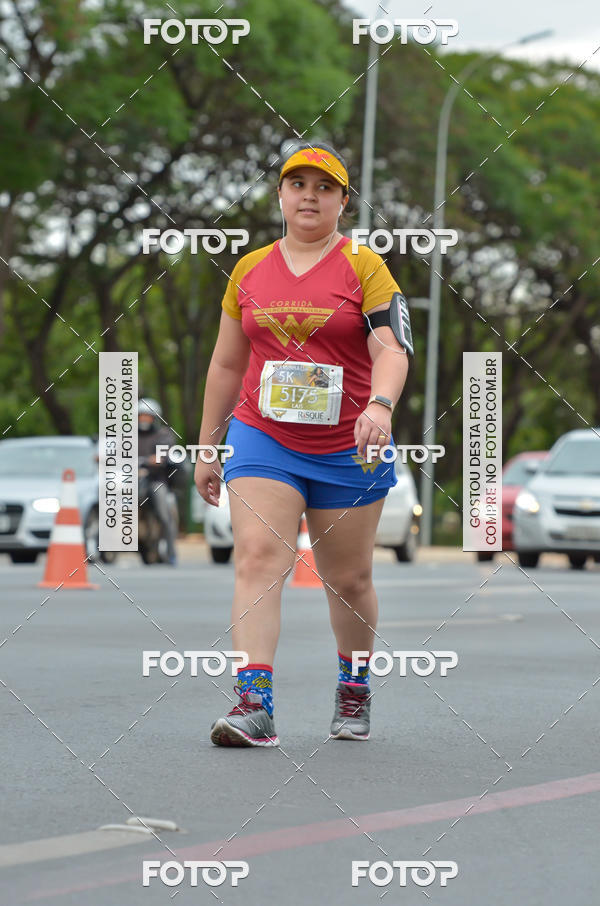 Buy your photos of the eventCorrida Mulher-Maravilha - Bras�lia on Fotop