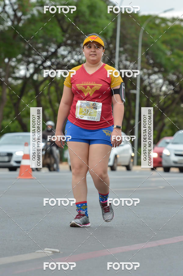 Buy your photos of the eventCorrida Mulher-Maravilha - Bras�lia on Fotop