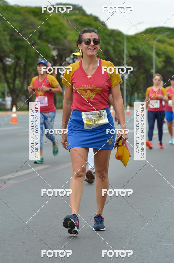 Buy your photos of the eventCorrida Mulher-Maravilha - Braslia on Fotop