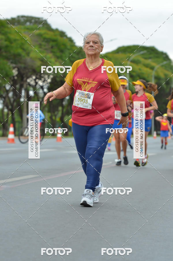 Buy your photos of the eventCorrida Mulher-Maravilha - Bras�lia on Fotop