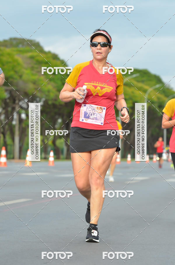 Buy your photos of the eventCorrida Mulher-Maravilha - Bras�lia on Fotop