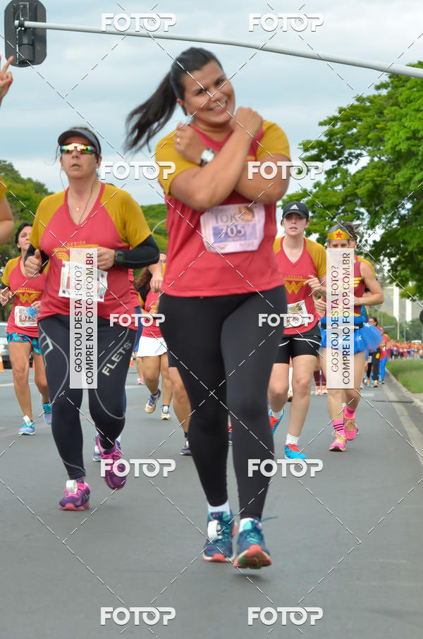 Buy your photos of the eventCorrida Mulher-Maravilha - Bras�lia on Fotop