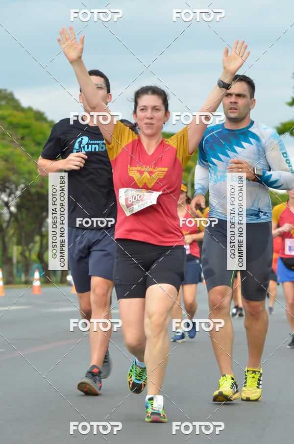 Buy your photos of the eventCorrida Mulher-Maravilha - Bras�lia on Fotop