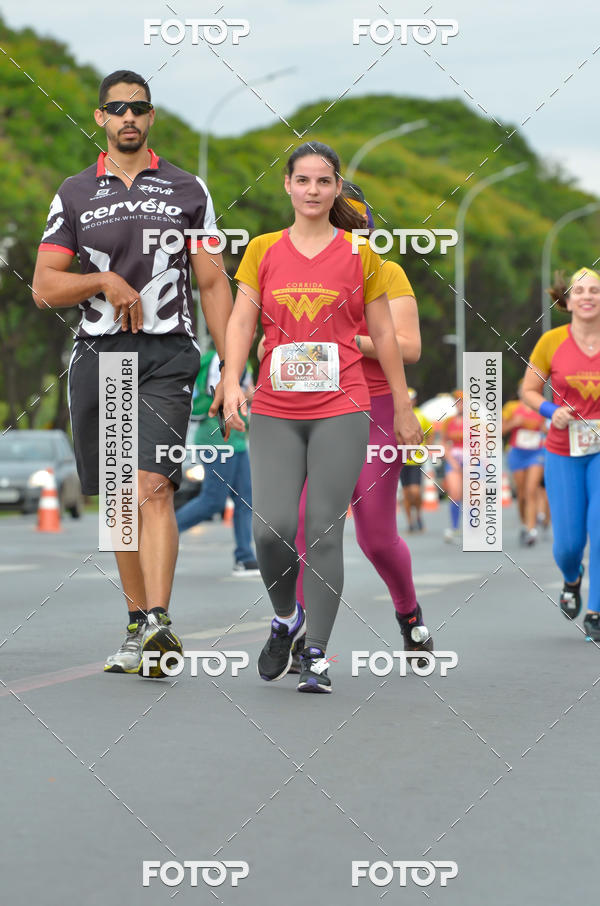 Buy your photos of the eventCorrida Mulher-Maravilha - Bras�lia on Fotop