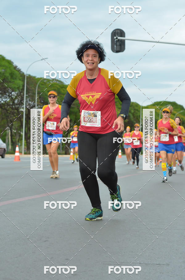 Buy your photos of the eventCorrida Mulher-Maravilha - Bras�lia on Fotop
