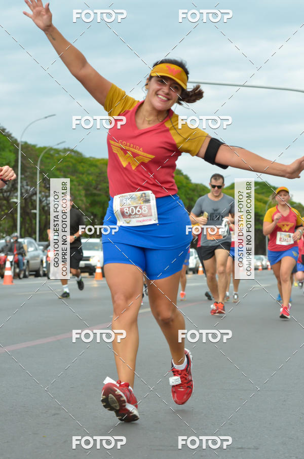 Buy your photos of the eventCorrida Mulher-Maravilha - Bras�lia on Fotop