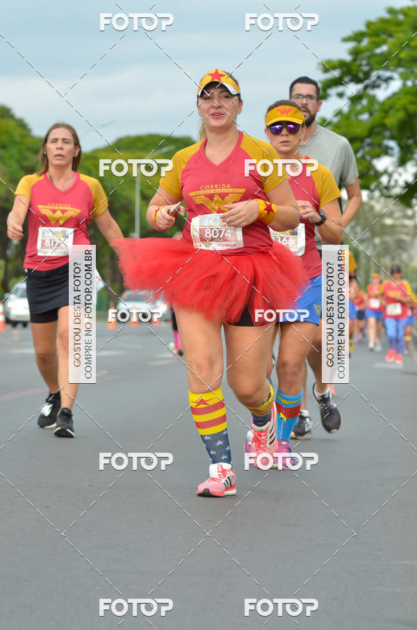 Buy your photos of the eventCorrida Mulher-Maravilha - Bras�lia on Fotop