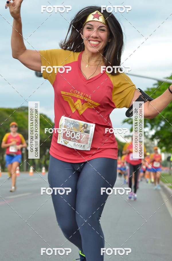 Buy your photos of the eventCorrida Mulher-Maravilha - Bras�lia on Fotop