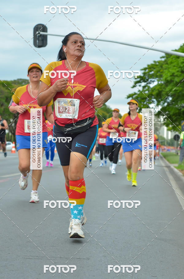Buy your photos of the eventCorrida Mulher-Maravilha - Bras�lia on Fotop