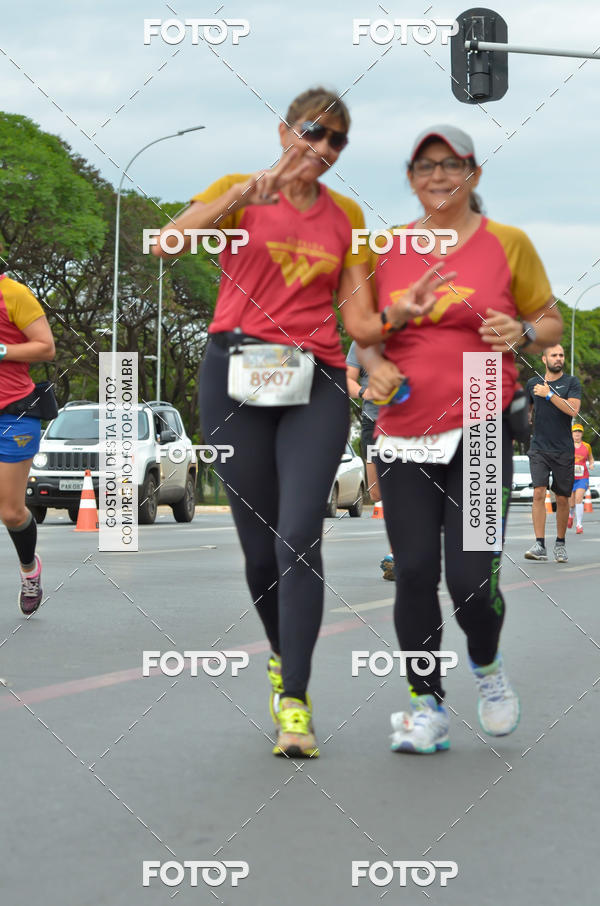 Buy your photos of the eventCorrida Mulher-Maravilha - Bras�lia on Fotop