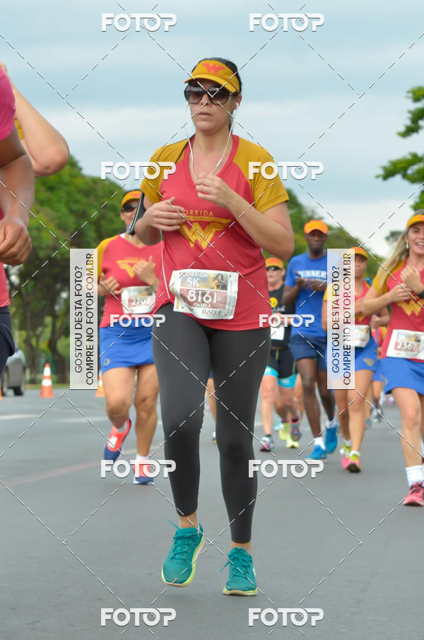 Buy your photos of the eventCorrida Mulher-Maravilha - Bras�lia on Fotop