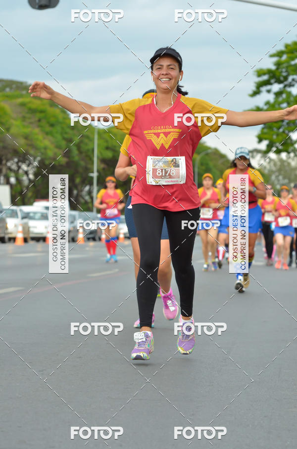 Buy your photos of the eventCorrida Mulher-Maravilha - Bras�lia on Fotop