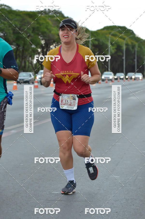 Buy your photos of the eventCorrida Mulher-Maravilha - Braslia on Fotop