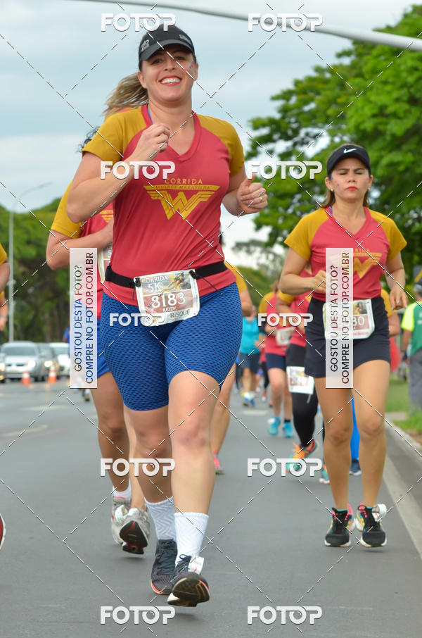 Buy your photos of the eventCorrida Mulher-Maravilha - Bras�lia on Fotop
