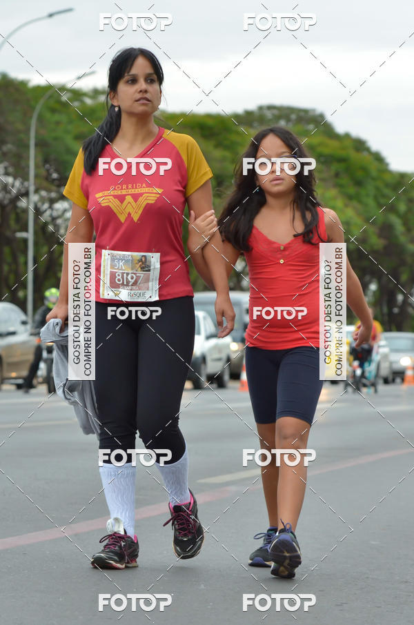 Buy your photos of the eventCorrida Mulher-Maravilha - Bras�lia on Fotop
