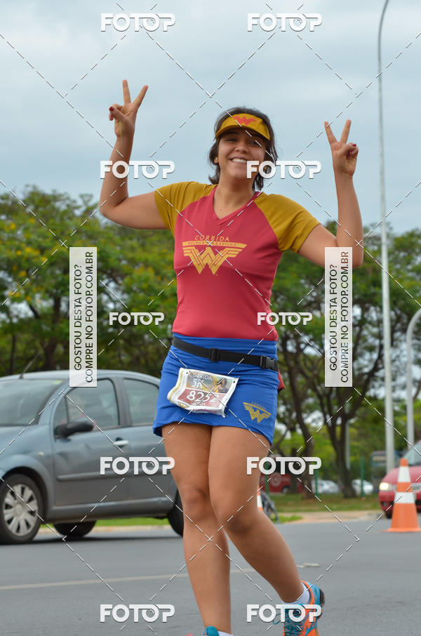 Buy your photos of the eventCorrida Mulher-Maravilha - Bras�lia on Fotop