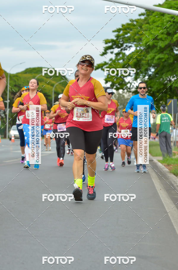 Buy your photos of the eventCorrida Mulher-Maravilha - Bras�lia on Fotop