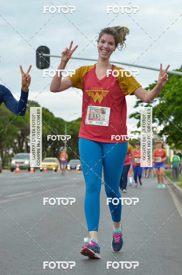 Buy your photos of the eventCorrida Mulher-Maravilha - Bras�lia on Fotop