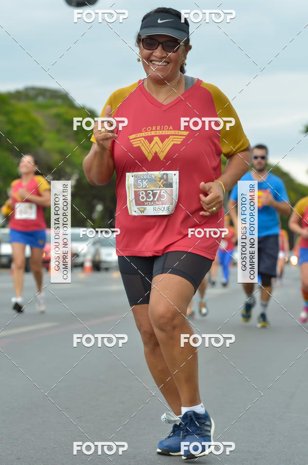 Buy your photos of the eventCorrida Mulher-Maravilha - Bras�lia on Fotop