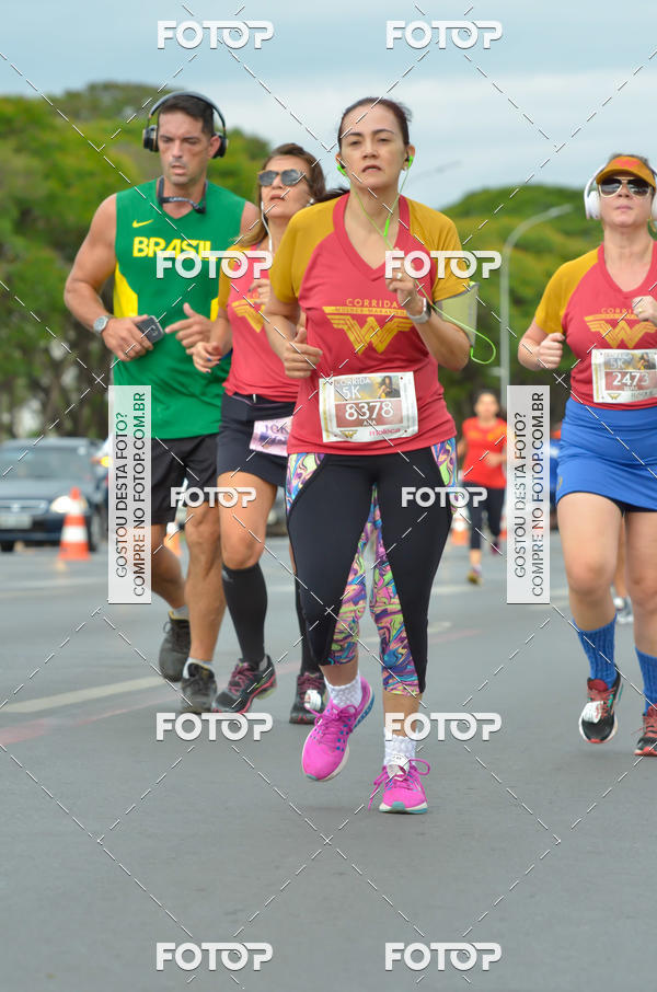 Buy your photos of the eventCorrida Mulher-Maravilha - Bras�lia on Fotop