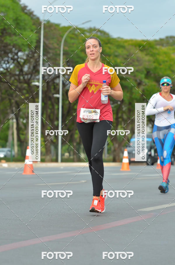 Buy your photos of the eventCorrida Mulher-Maravilha - Bras�lia on Fotop