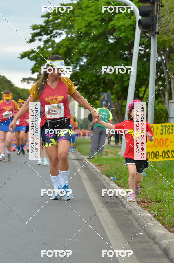 Buy your photos of the eventCorrida Mulher-Maravilha - Bras�lia on Fotop