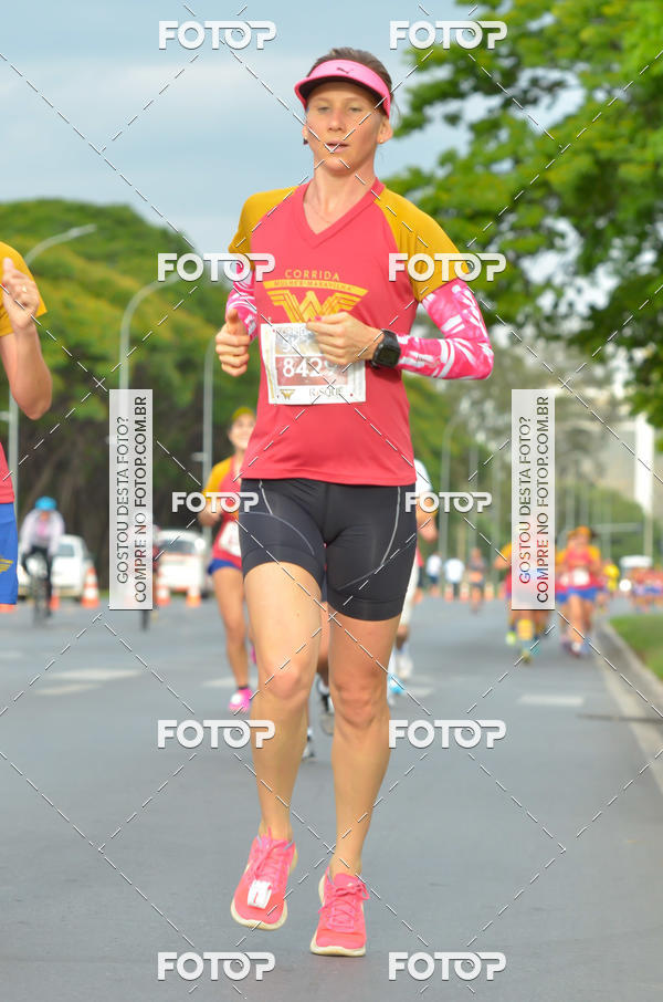 Buy your photos of the eventCorrida Mulher-Maravilha - Bras�lia on Fotop