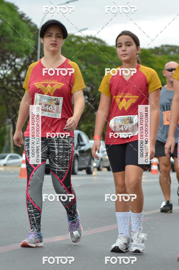Buy your photos of the eventCorrida Mulher-Maravilha - Bras�lia on Fotop