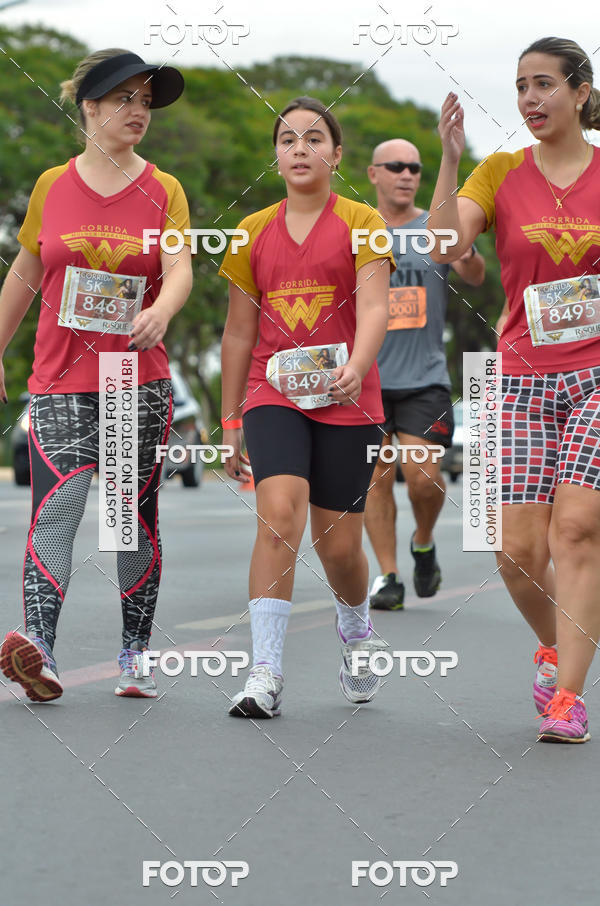 Buy your photos of the eventCorrida Mulher-Maravilha - Bras�lia on Fotop