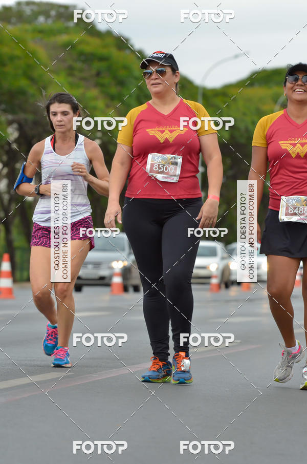 Buy your photos of the eventCorrida Mulher-Maravilha - Bras�lia on Fotop