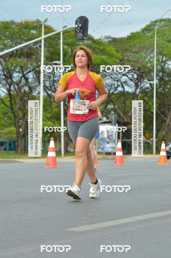 Buy your photos of the eventCorrida Mulher-Maravilha - Braslia on Fotop