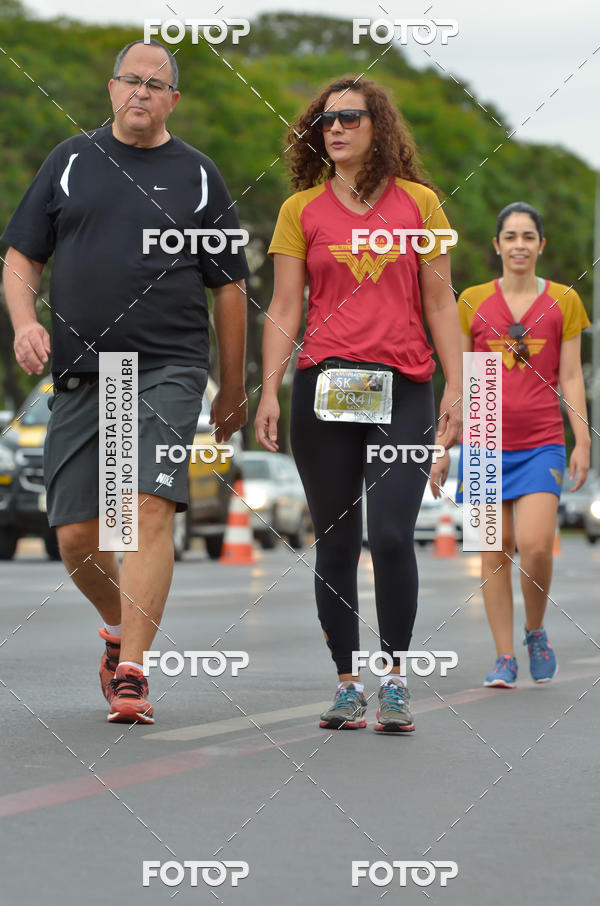 Buy your photos of the eventCorrida Mulher-Maravilha - Bras�lia on Fotop