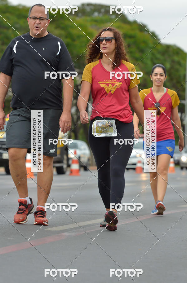 Buy your photos of the eventCorrida Mulher-Maravilha - Bras�lia on Fotop