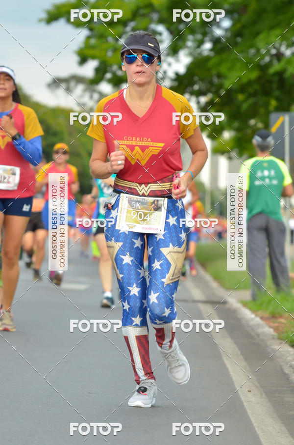 Buy your photos of the eventCorrida Mulher-Maravilha - Bras�lia on Fotop