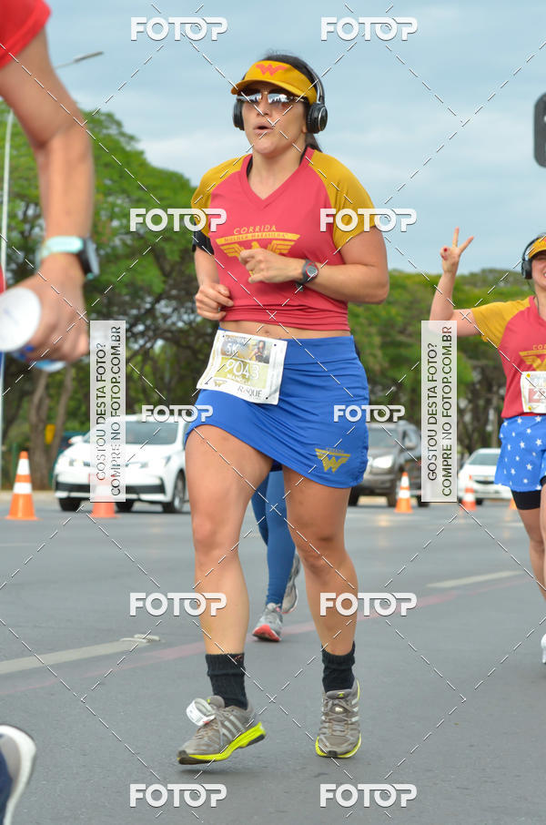 Buy your photos of the eventCorrida Mulher-Maravilha - Bras�lia on Fotop