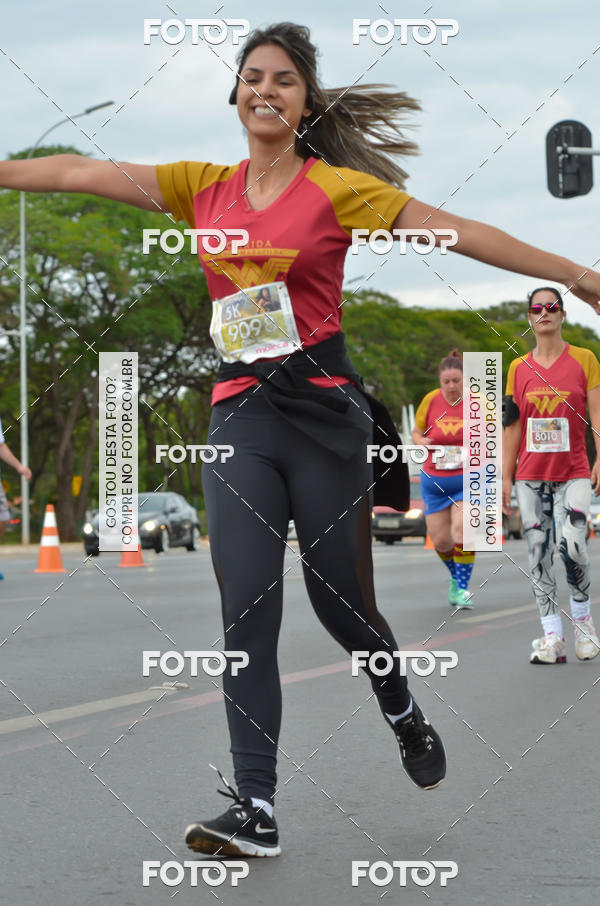 Buy your photos of the eventCorrida Mulher-Maravilha - Bras�lia on Fotop