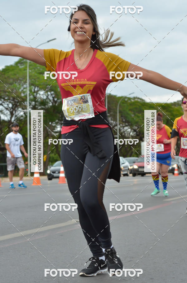 Buy your photos of the eventCorrida Mulher-Maravilha - Bras�lia on Fotop