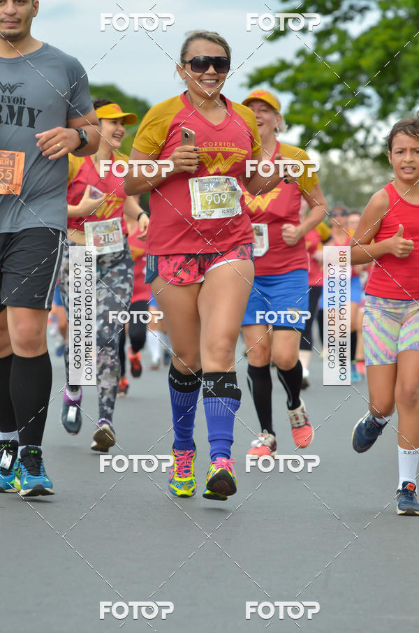 Buy your photos of the eventCorrida Mulher-Maravilha - Braslia on Fotop
