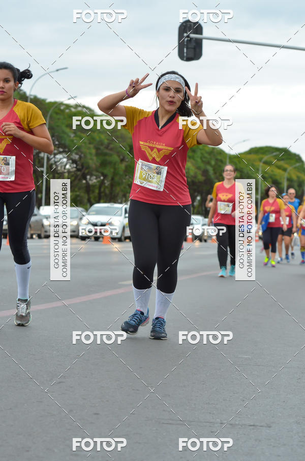 Buy your photos of the eventCorrida Mulher-Maravilha - Bras�lia on Fotop