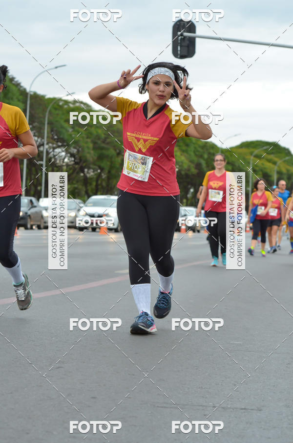 Buy your photos of the eventCorrida Mulher-Maravilha - Bras�lia on Fotop