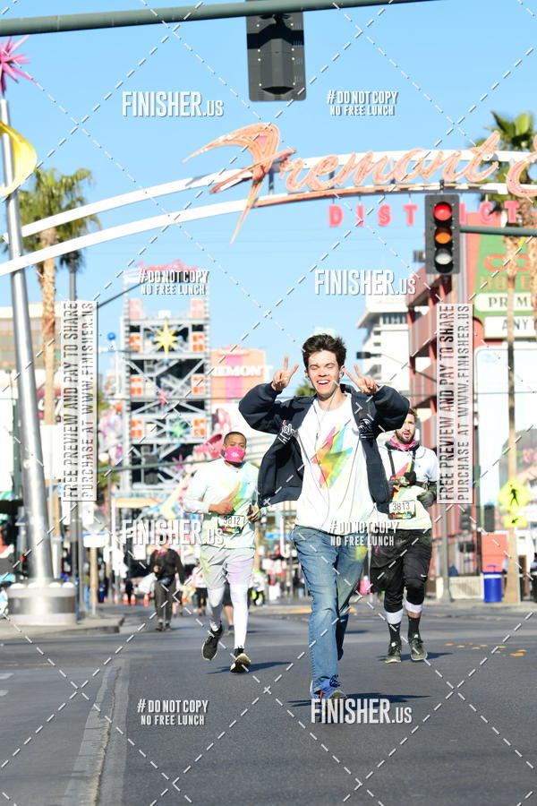 Buy your photos of the eventThe Color Run | Las Vegas on Fotop