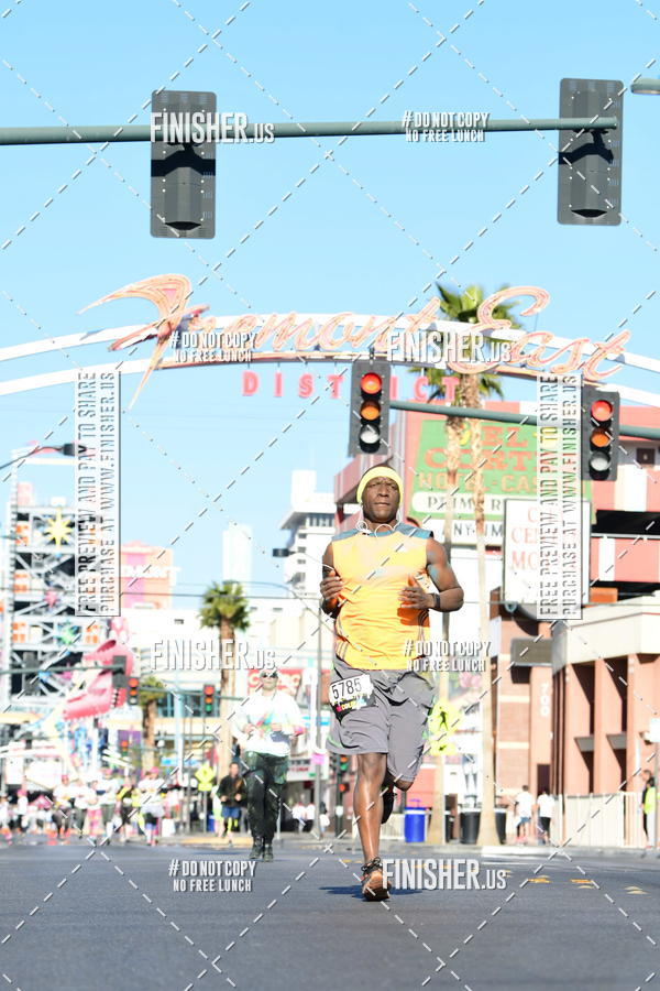 Buy your photos of the eventThe Color Run | Las Vegas on Fotop