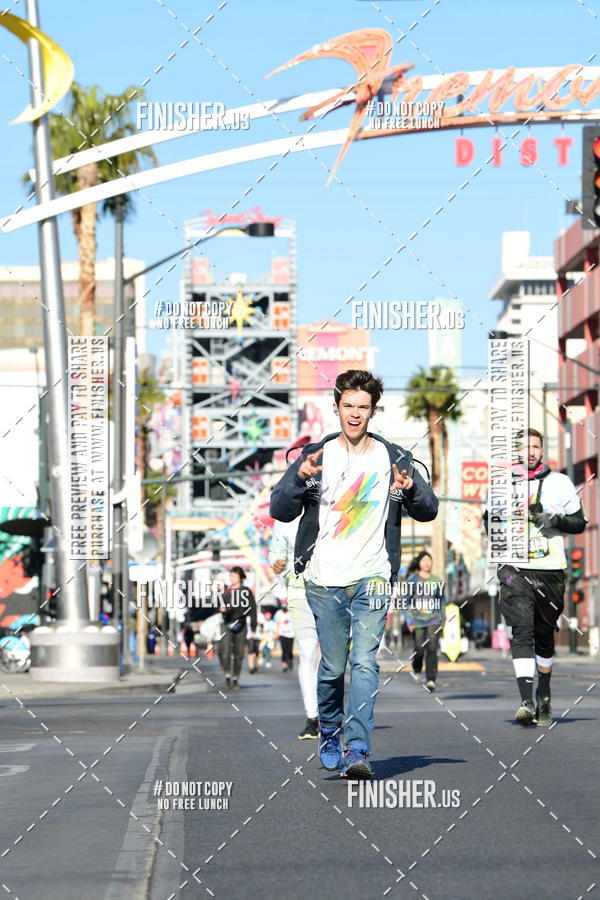 Compre suas fotos do eventoThe Color Run | Las Vegas no Fotop