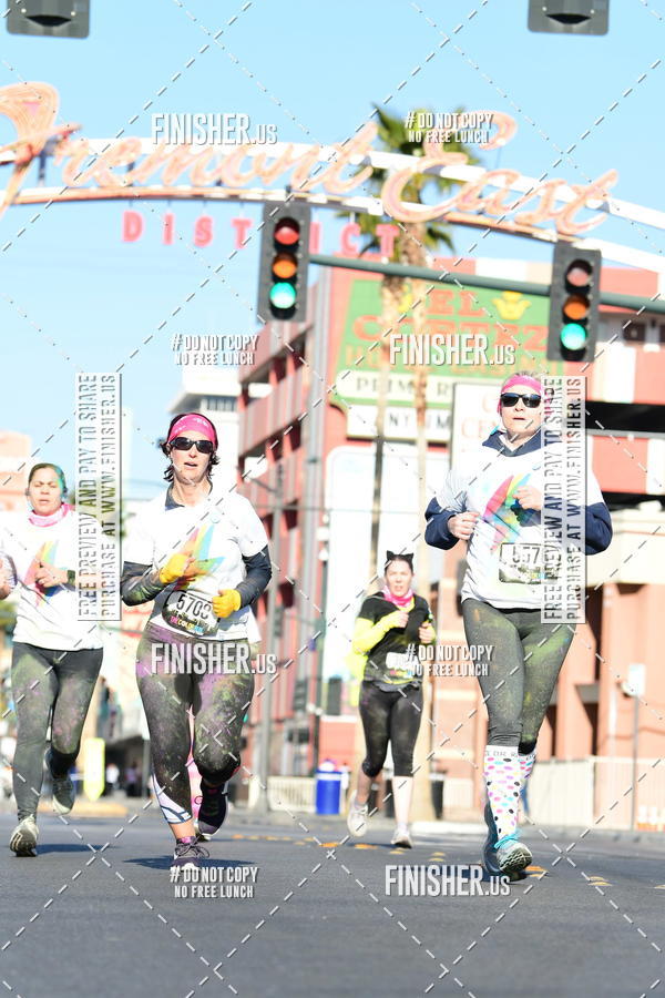 Compre suas fotos do eventoThe Color Run | Las Vegas no Fotop
