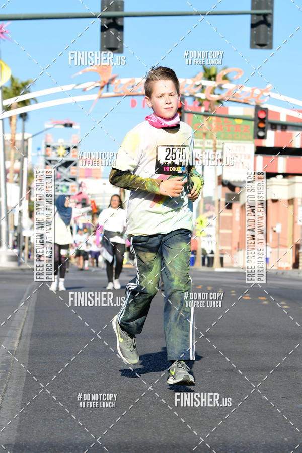 Buy your photos of the eventThe Color Run | Las Vegas on Fotop