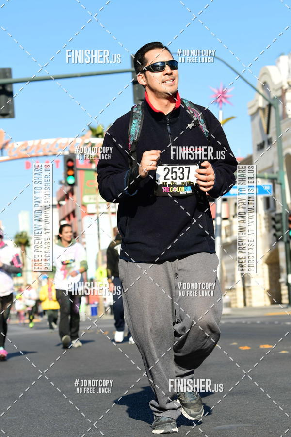 Buy your photos of the eventThe Color Run | Las Vegas on Fotop